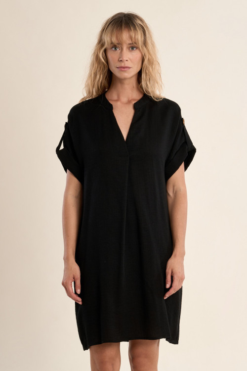 Robe courte, chemise