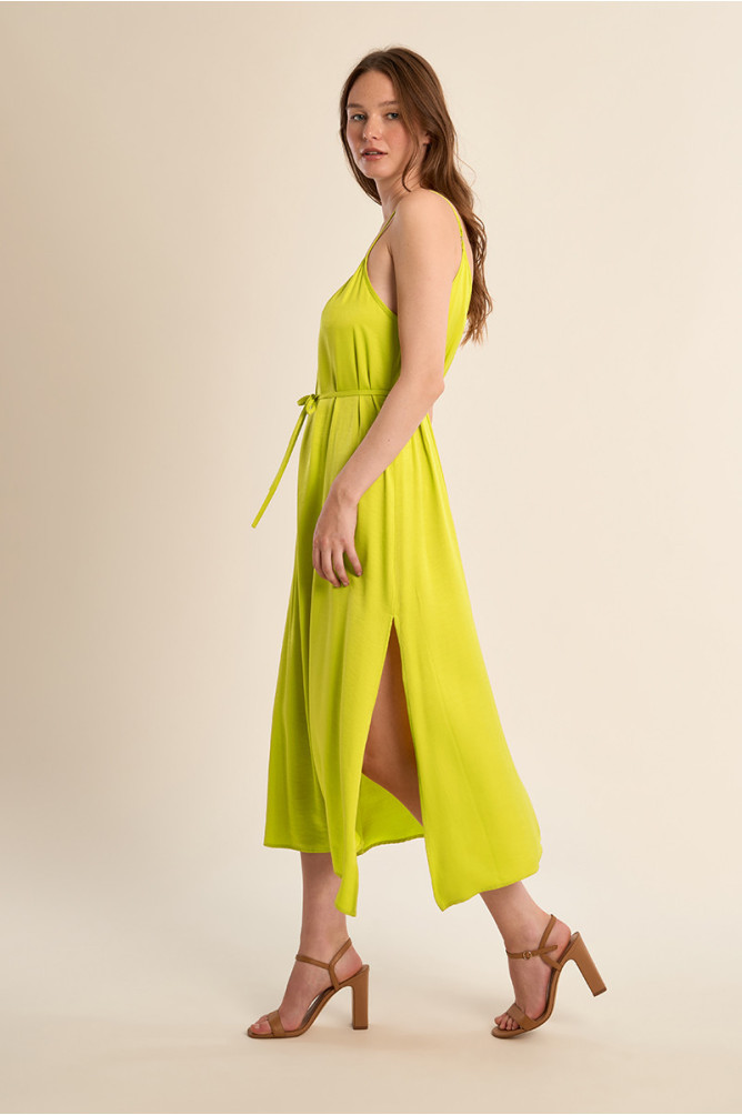 Robe longue à fines bretelles