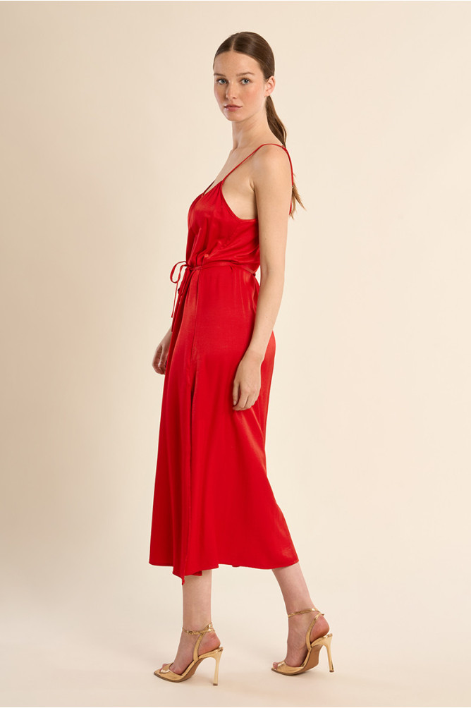 Robe longue à fines bretelles