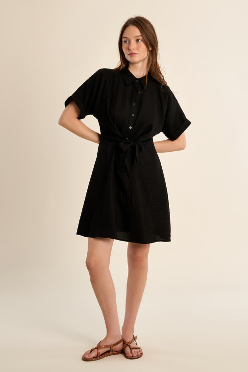 Robe courte, nouable à la taille