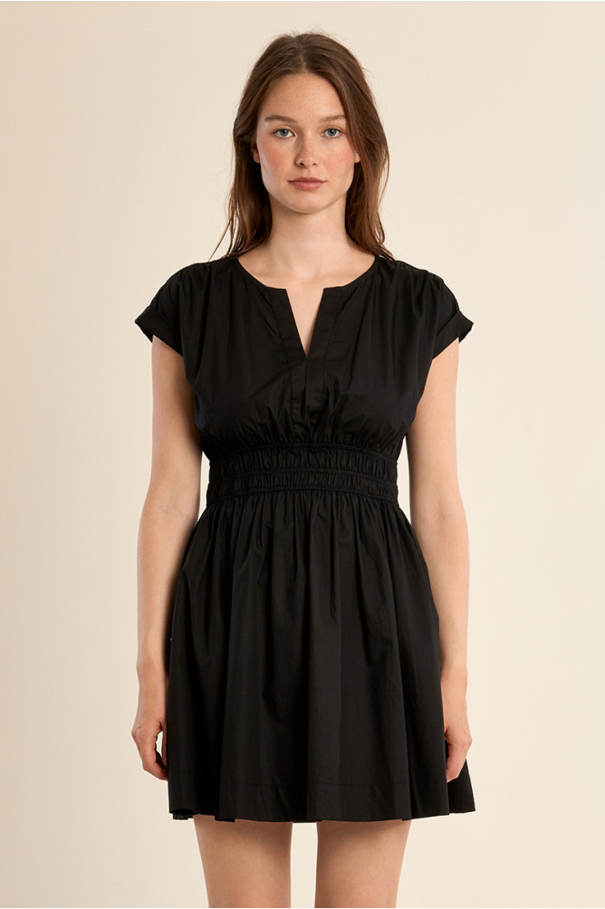 Short cotton dress, smocked waist