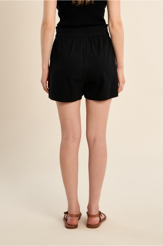 Short taille haute, ceinturé
