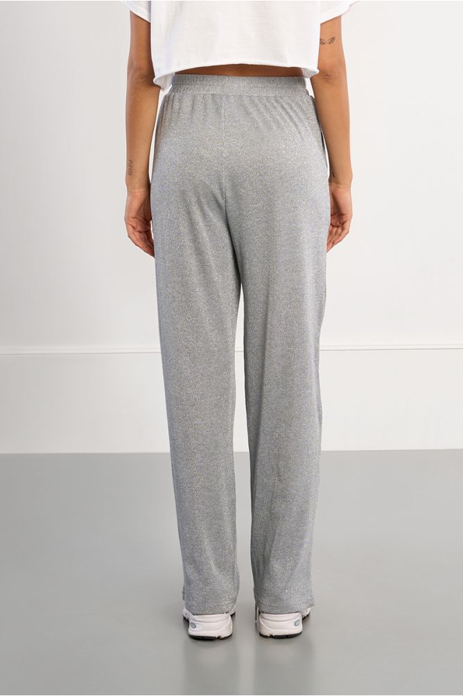 Pantalón de mujer largo, de chandal.