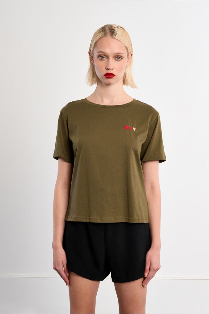 T-shirt cœurs brodés