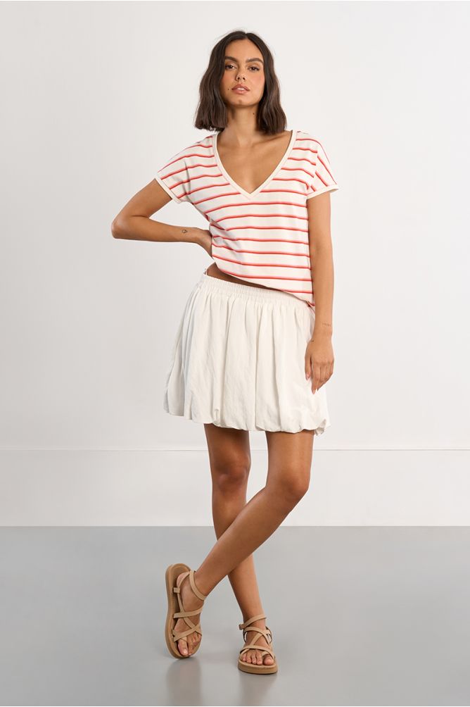 Camiseta de mujer de manga corta, estampado rayas.