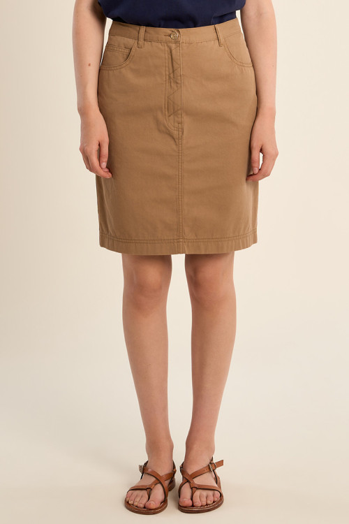Short denim skirt