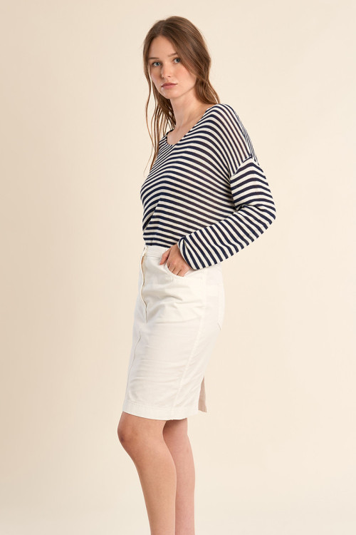 Short denim skirt