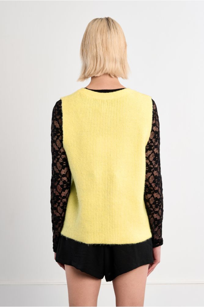 Gilet sans manches, boutonné
