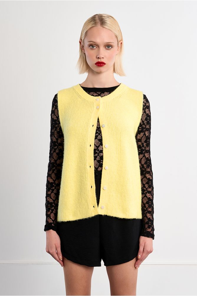 Sleeveless cardigan, buttoned
