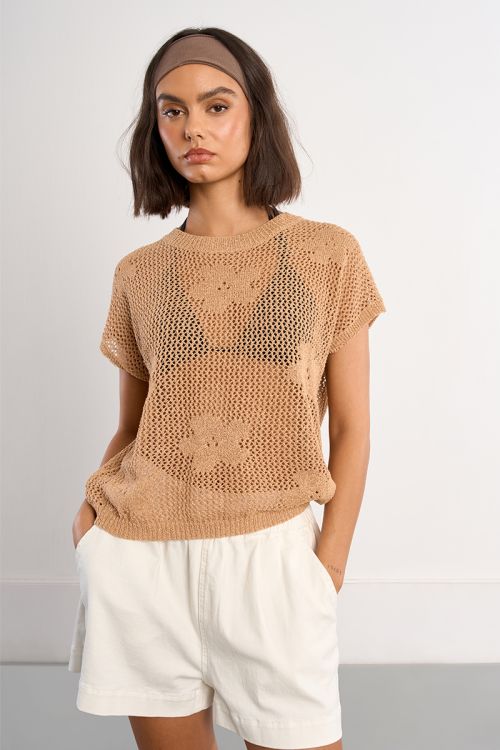 Haut en maille fine avec détails fleurs