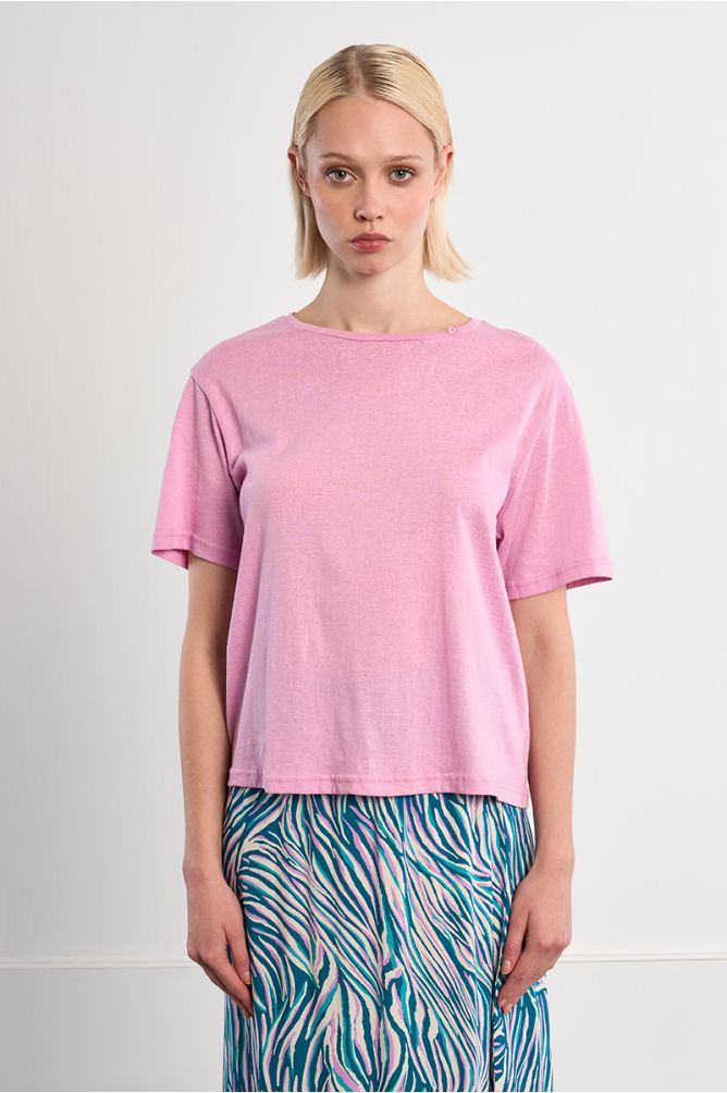 Basic casual T-shirt