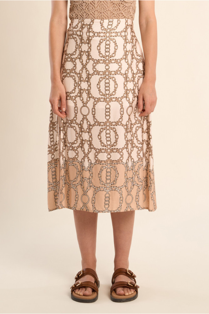 Falda midi, satinada, con estampado.