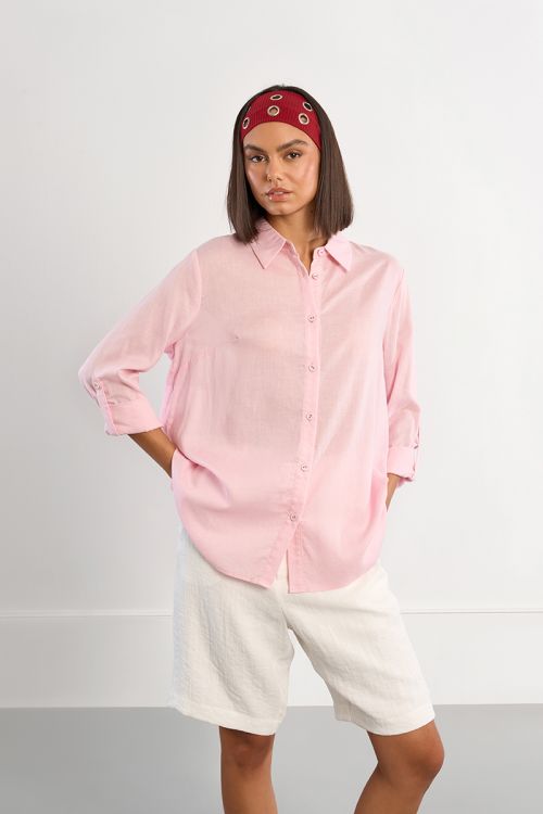 Camisa de mujer manga 3/4, ajustable.