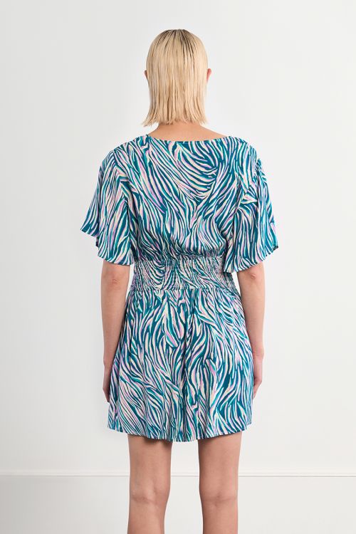 Vestido de manga corta mariposa, con estampado multicolor.