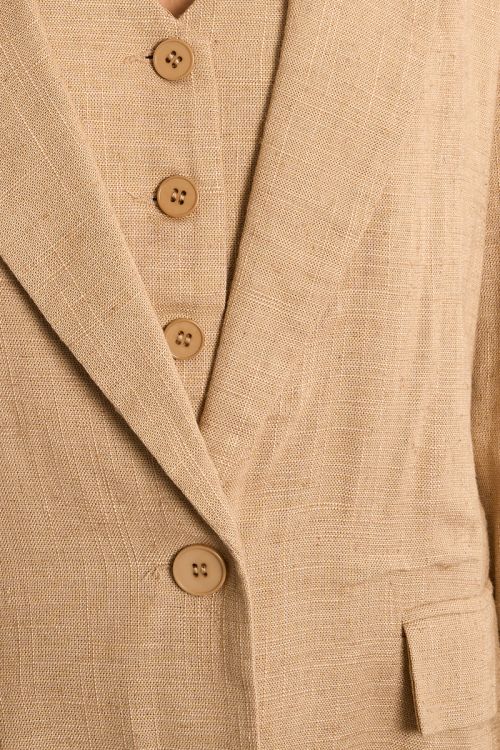 Blazer de mujer de manga larga, con cuello y solapa.