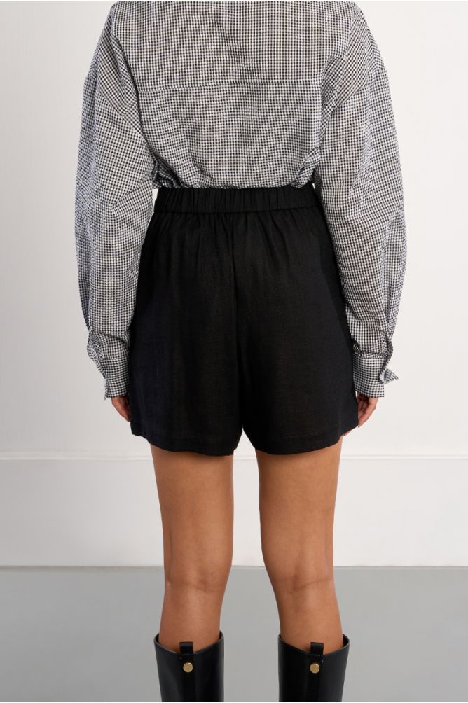 Linen shorts
