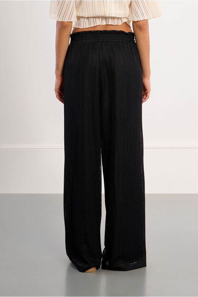 Wide pants with perforation