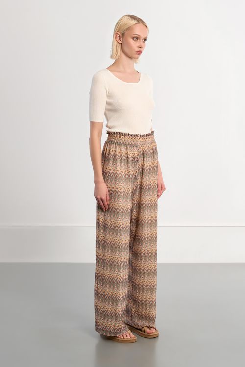 Pantalón de mujer largo, con estampado, multicolor.