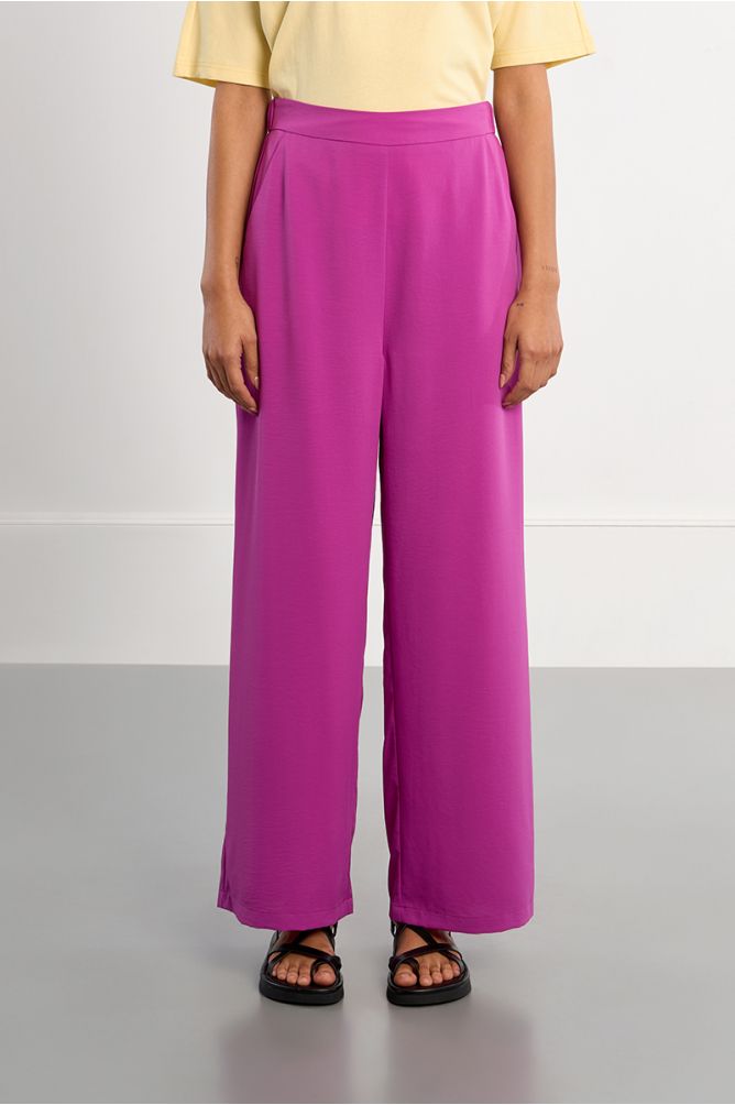 Basic trousers, high waist