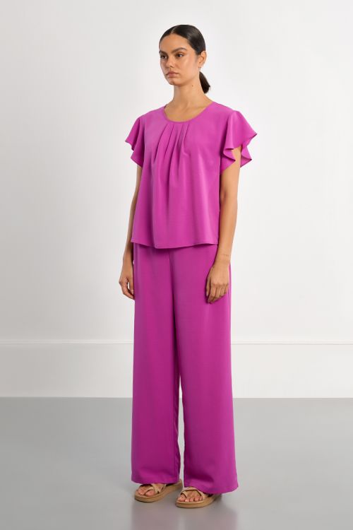 Ruffle sleeve top