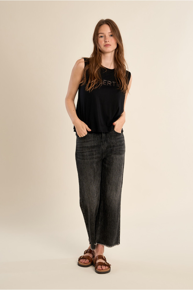 Pantalón de mujer vaquero, tobrillero.
