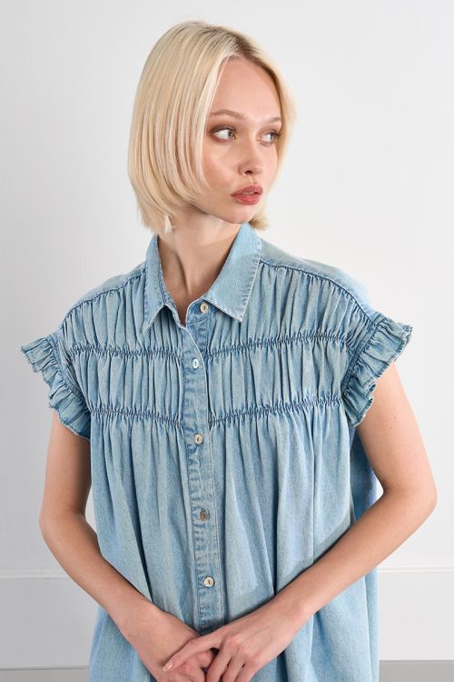 Robe smockée en coton, effet denim