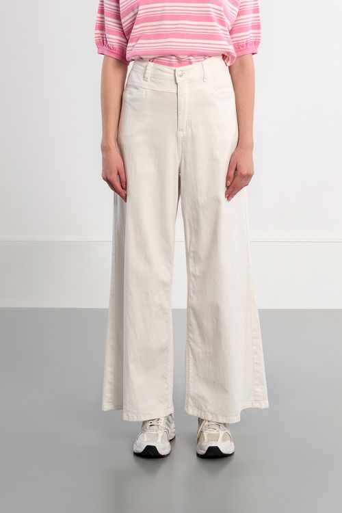 Pantalón de mujer largo, acampanado.