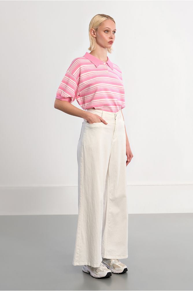 Pantalón de mujer largo, acampanado.