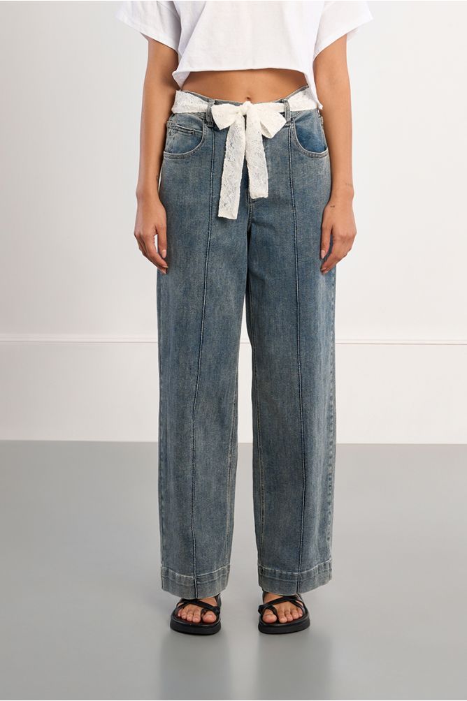 Straight jeans