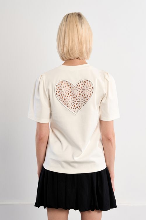 Camiseta de mujer de manga corta, abertura corazon.
