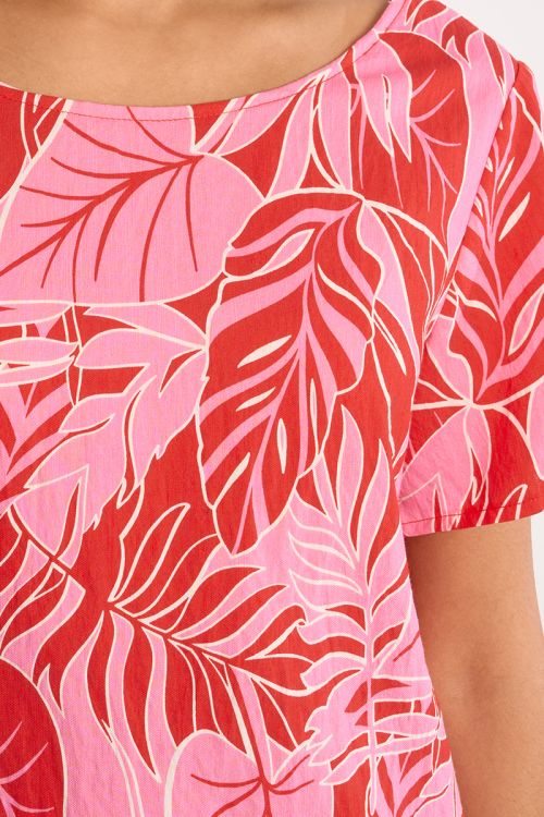 Top de mujer de manga corta, estampado tropical.