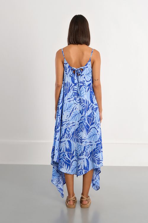 Vestido de tirantes asimétrico, con estampado.