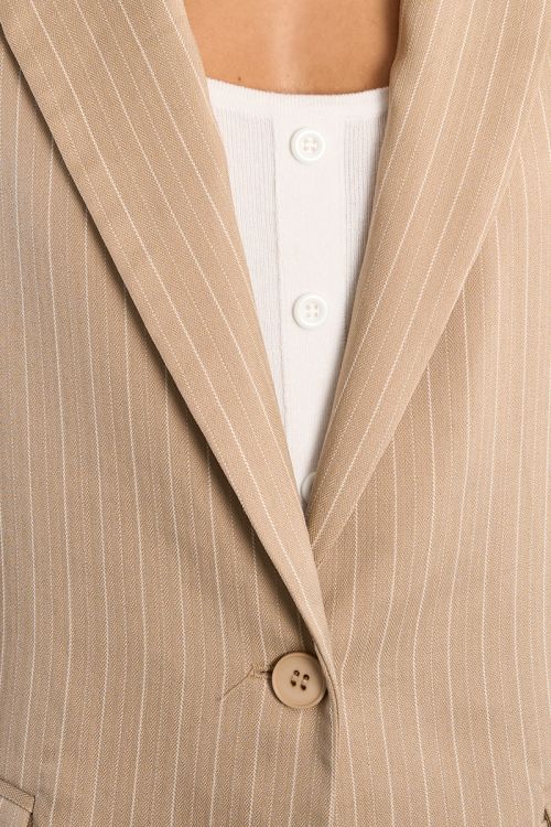 Blazer de mujer de manga larga, con cuello, solapa y estampado.