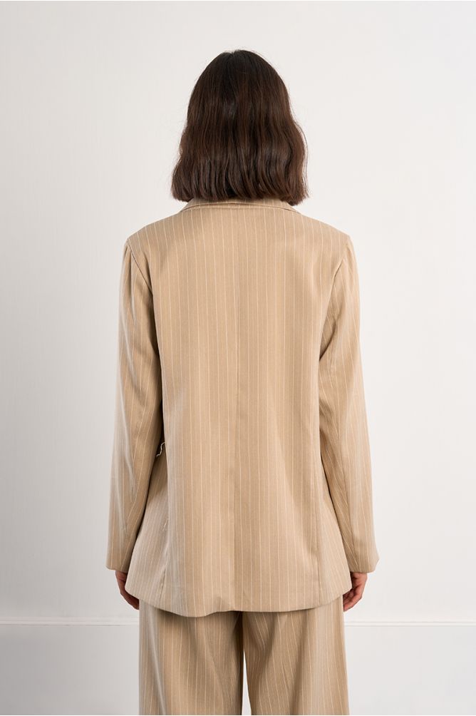Blazer de mujer de manga larga, con cuello, solapa y estampado.