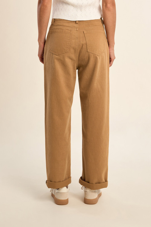 Straight pants