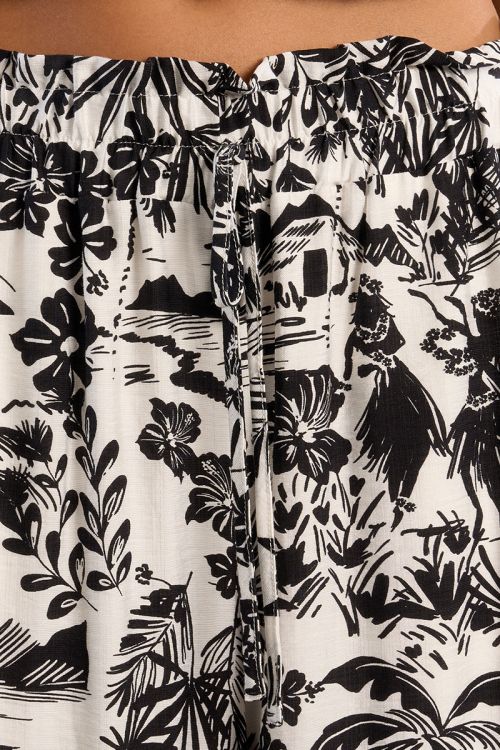 Pantalón de mujer largo, ancho, con estampado.