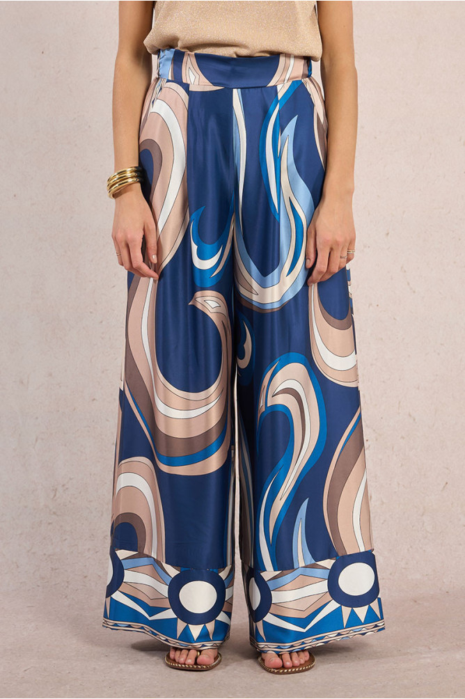 Pantalón de mujer largo, ancho, con estampado.