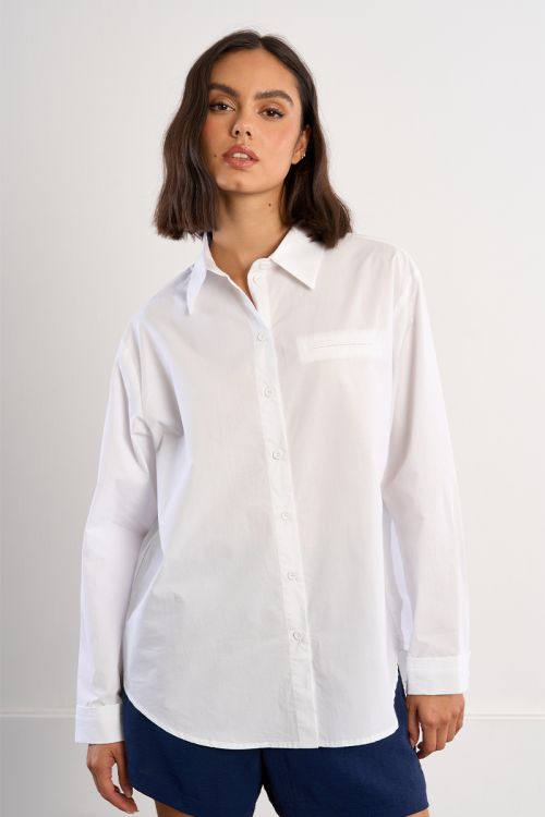 Camisa de mujer de manga larga, bolsillo frontal.