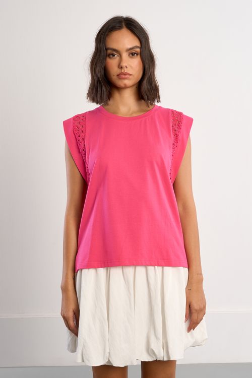 T-shirt aux manches ajourées