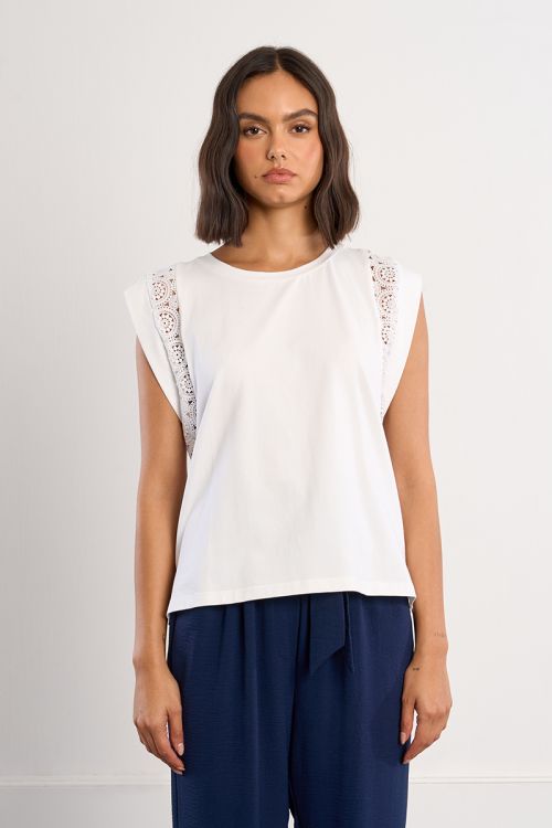 T-shirt aux manches ajourées