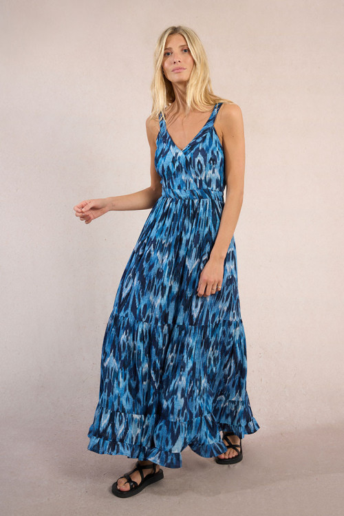Long dress with ruffles, printed