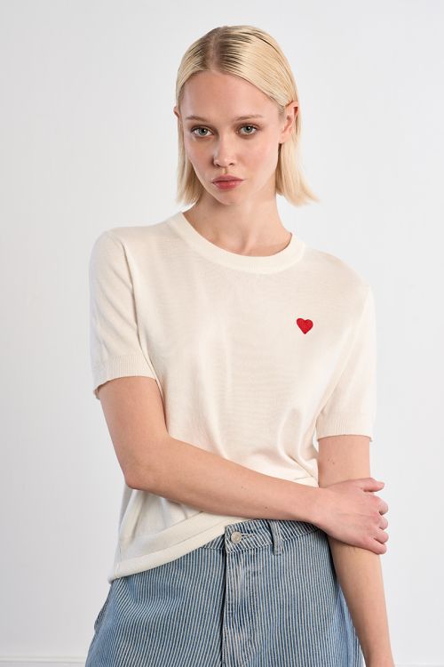 Knitted T-shirt, embroidered Heart