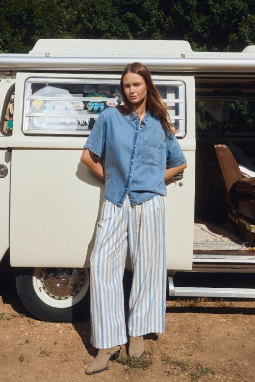 Pantalón de mujer largo, estampado rayas.