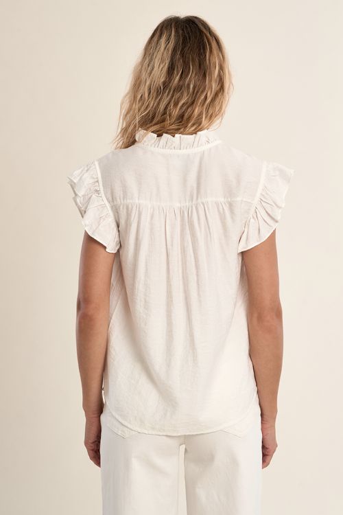 Camisa de mujer de manga corta, detalle volantes.
