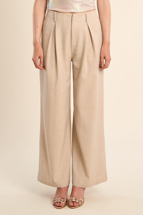 Wide leg pleated trousers