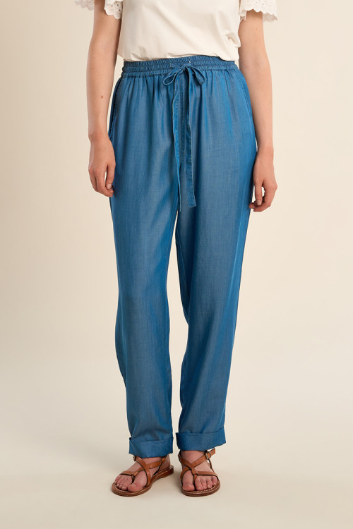 Pantalon en lyocell, coupe carotte