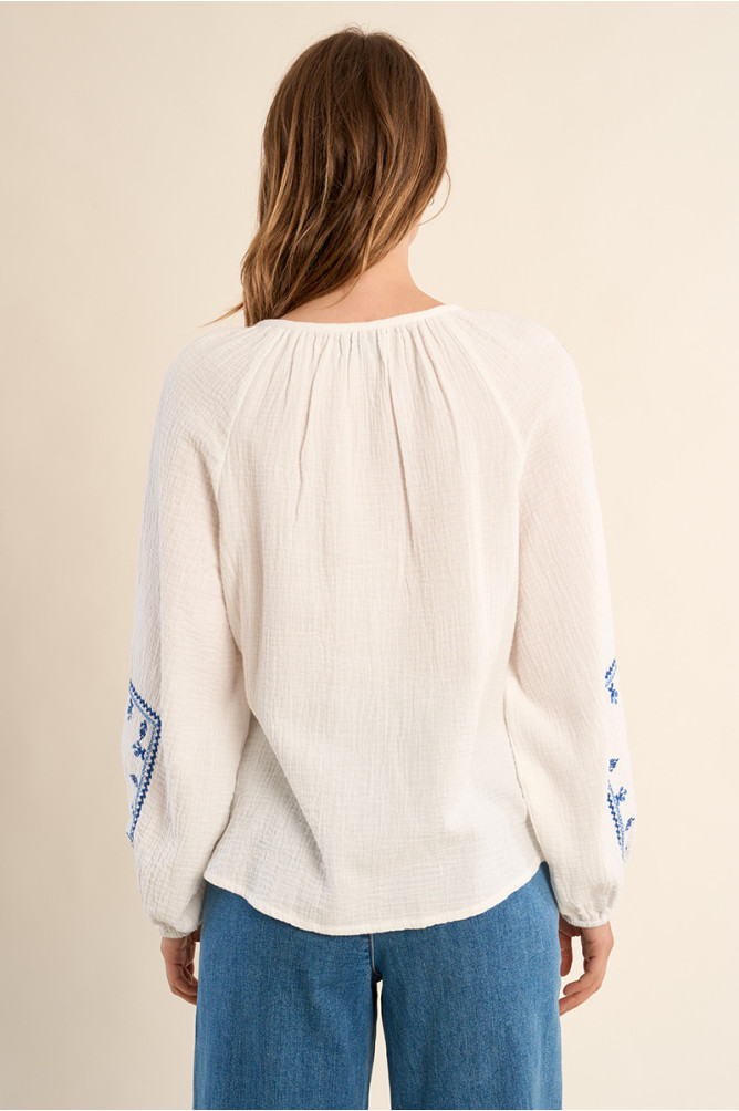 Embroidered blouse, in cotton gauze
