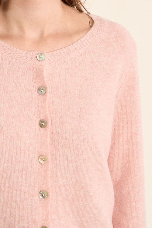 Knitted cardigan, buttoned