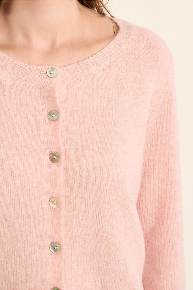Knitted cardigan, buttoned