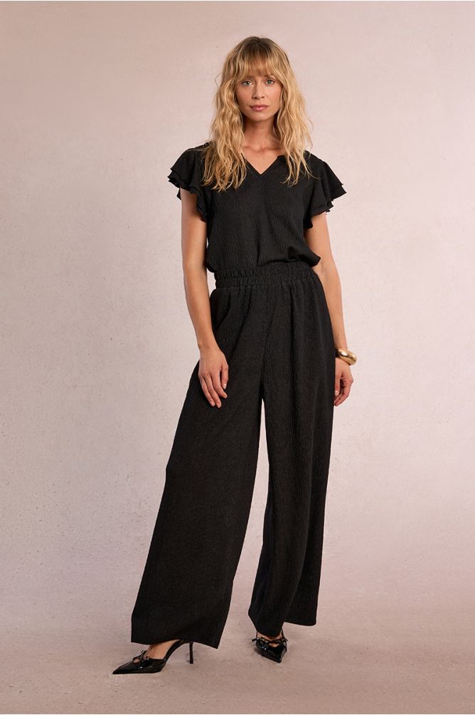 Pantalón de mujer largo, perneras rectas.
